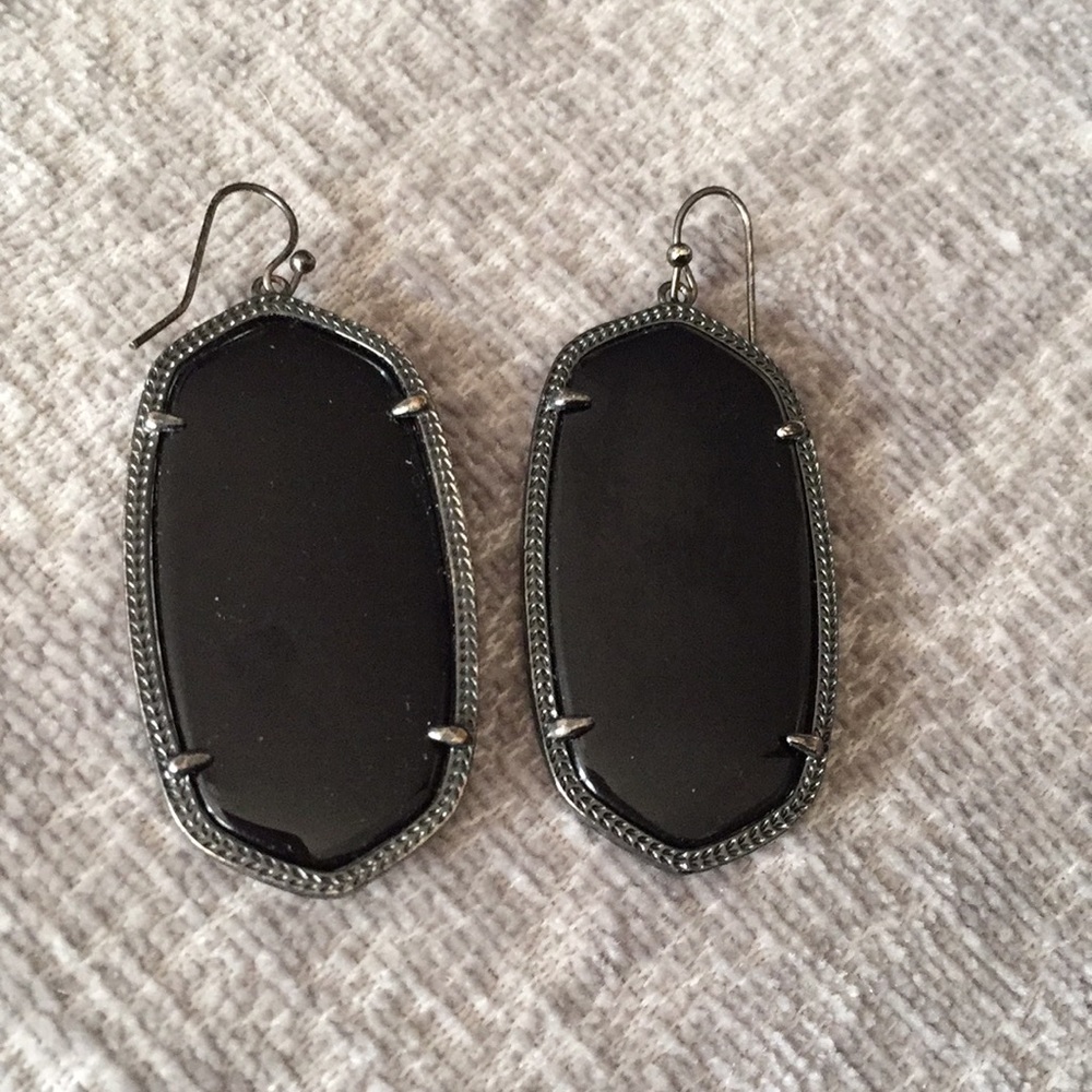 Gunmetal black Kendra Scott earrings